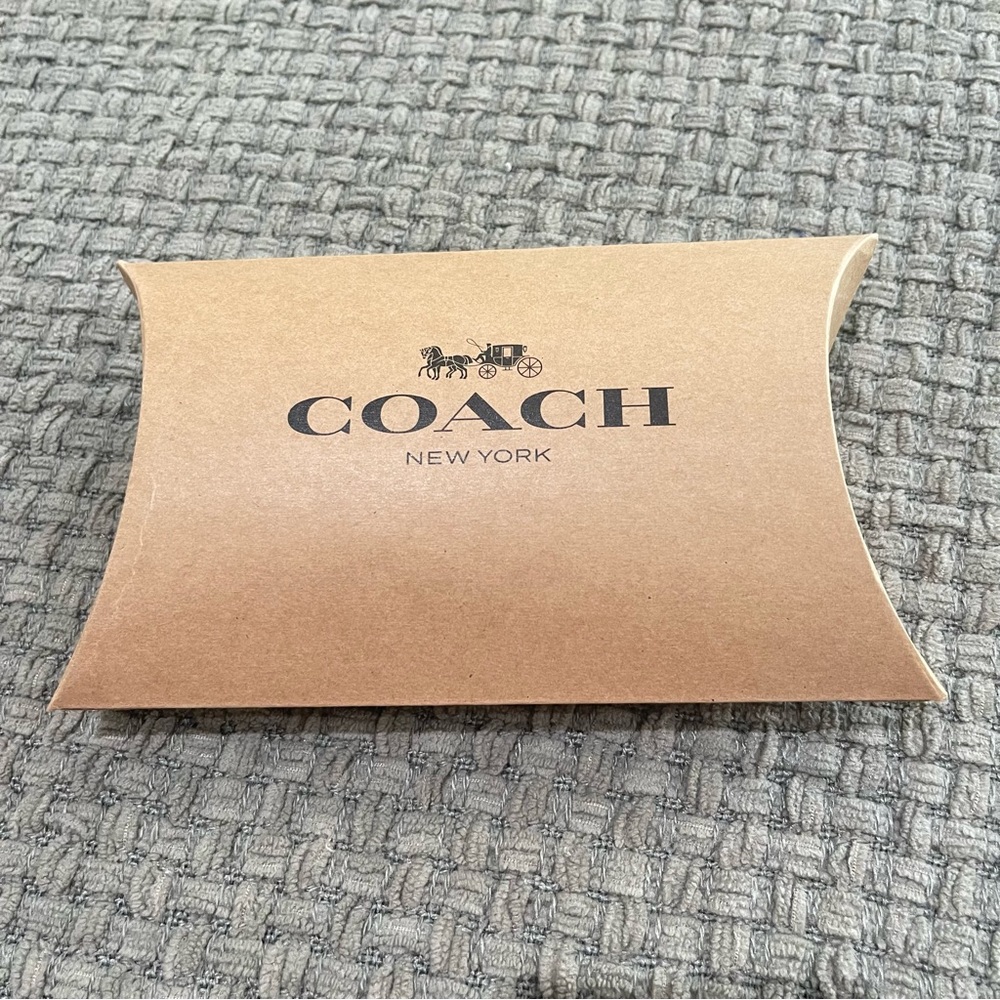 Coach wallet gift box